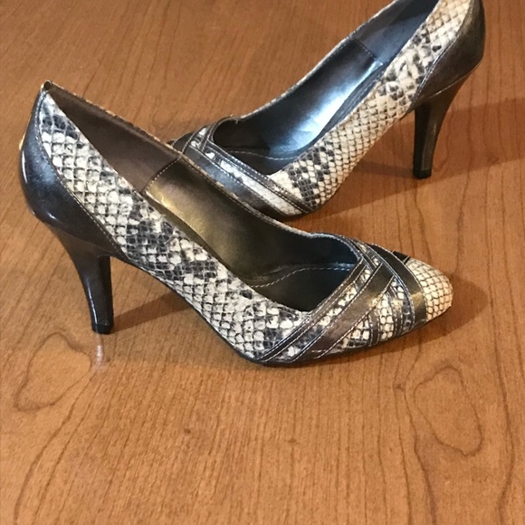 Apt. 9 Shoes - 3/$10 Apt. 9 faux snakeskin heels